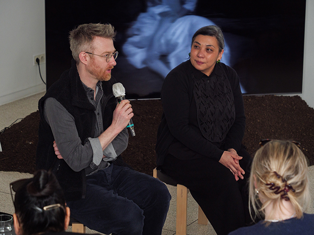 http://www.stephaniemisa.com/files/gimgs/50_2025artisttalk057.jpg